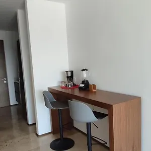 Menesse Mitdtown2 , Ave 25th Apartamento