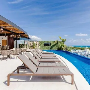 The Shore By Stella Apartamento